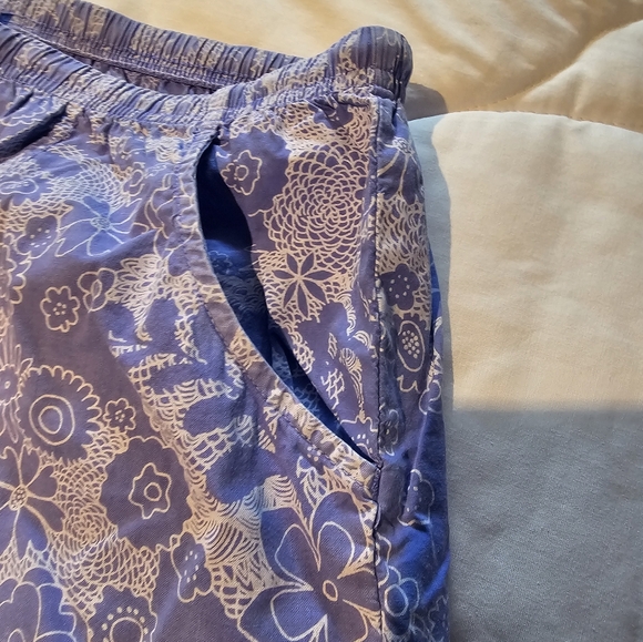 FRESH PRODUCE Brand Cotton Capris - Size 3X - Picture 3 of 5